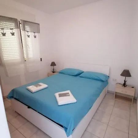 La Mennula Garden Apartment *