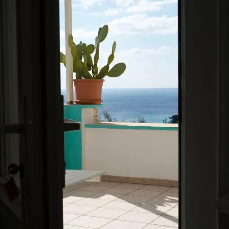 La Mennula Garden * Salignano (Apulia)